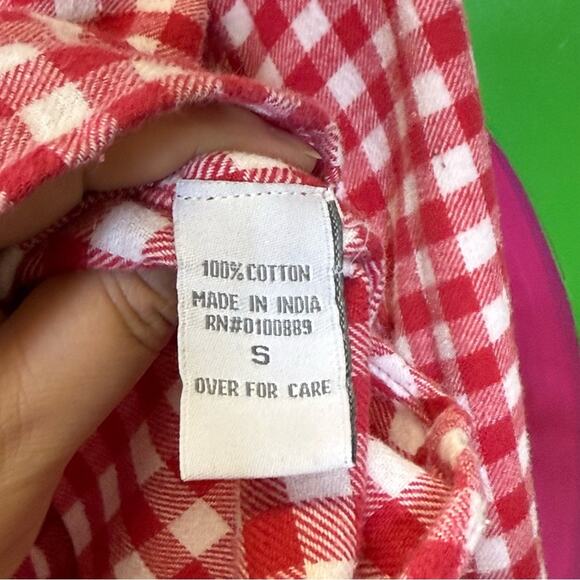 KEREN hart, Red and White Plaid Shirt. Size Small. Good used condition! - Picture 4 of 6